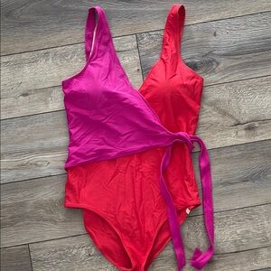 Like new Summersalt Perfect Wrap one piece